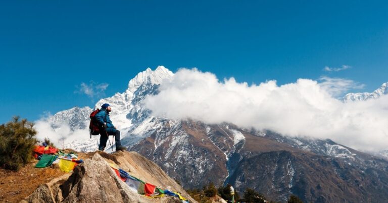 Start. Trek. Stop To The Beautiful Himalayas | SocioGenie